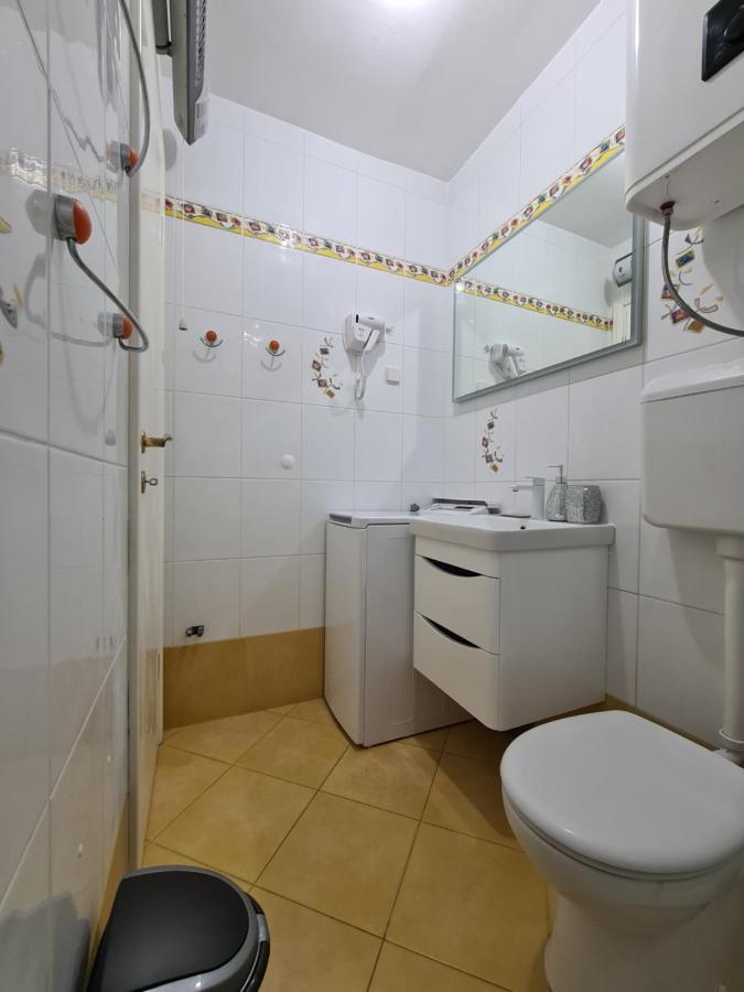Ferienwohnung Lucky Pearl Split Exterior foto